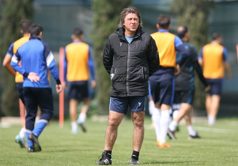 جذب بازیکن خارجی برای استقلال با نظر ساپینتو و سیدورف