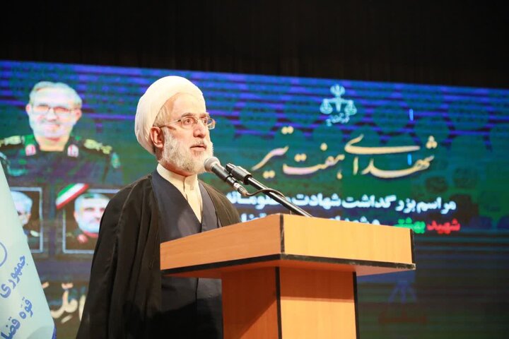 دادستان کل کشور: اتباع غیرمجاز خاک ایران را هرچه سریع ترک کنند