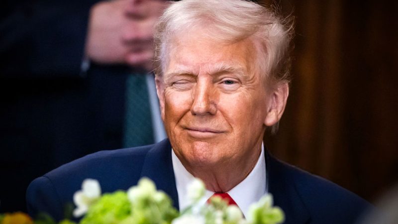 ترامپ: چین اکنون می‌ تواند به خرید نفت از ایران ادامه دهد