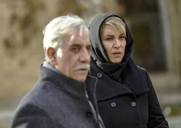 چهره جدید «یونگ‌پو» سریال جومونگ در کنار همسر و دخترش در ۵۰ سالگی (عکس)