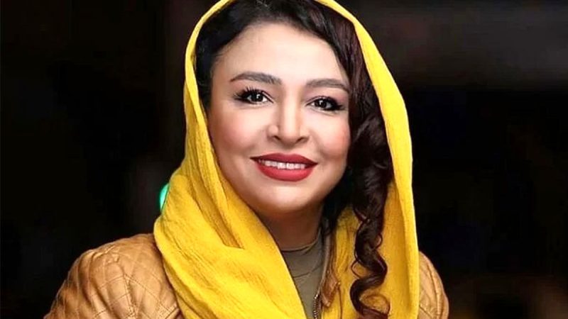 نگاه روز؛ ست زرد و طوسی مانتو مه‌لقا باقری