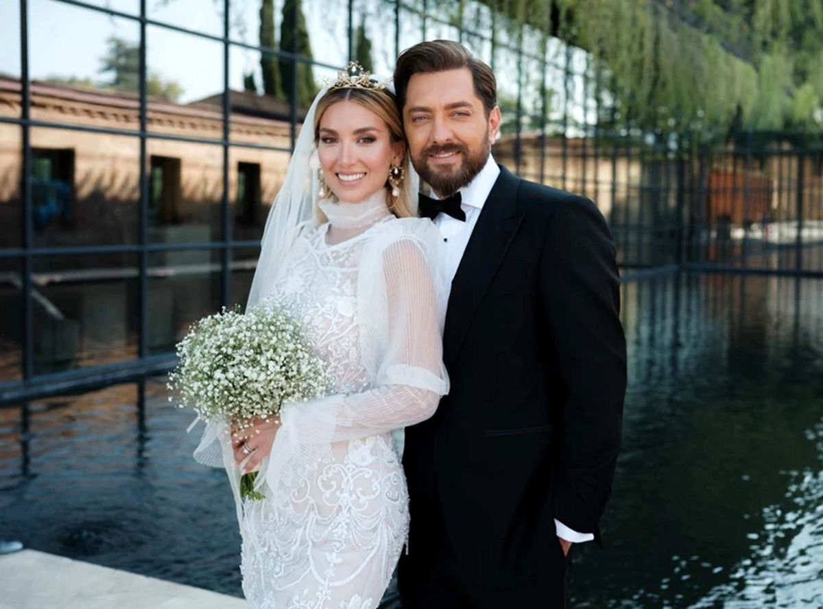 نگاهی به دکوراسیون لوکس و شاهانه خانه بهرام رادان و مینا مختاری + عکس