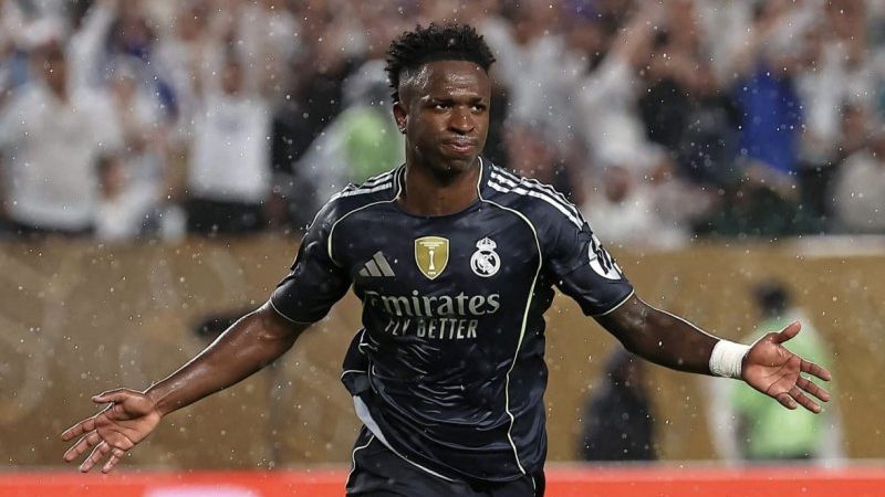 وینسیوس: رئال زندگی من است، می‌خواهم بمانم!