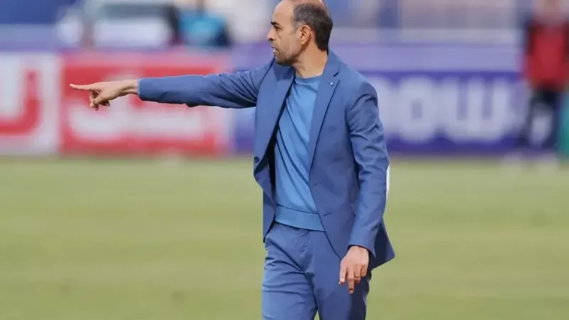 سپاهان به دنبال جام با مربی آشنا