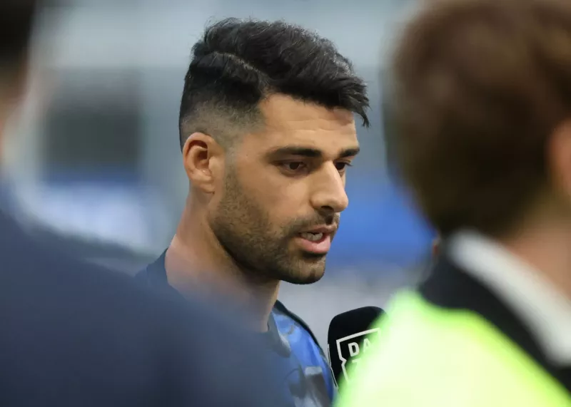 پیشنهاد اینتر به منچستر: طارمی در ازای هویلوند