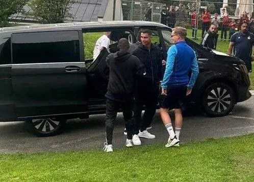 رونالدو با یک کاروان بادی‌گارد در اردوی النصر!‏