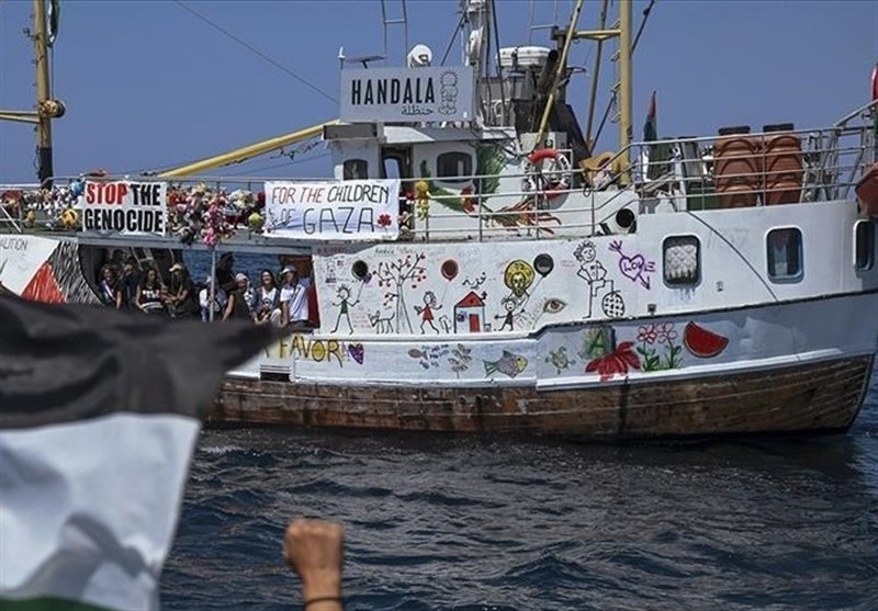 توقیف کشتی حنظله «دزدی دریایی» است