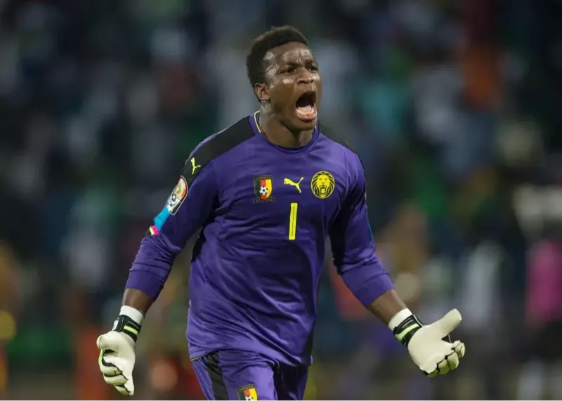 گلر تیم ملی کامرون در راه استقلال!