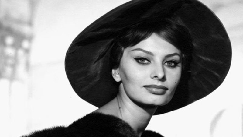 بازیگر مشهور ایرانی که با سوفیا لورن مو نمی‌زند! عجب شباهتی + عکس