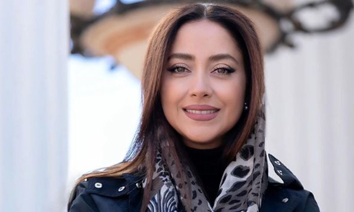 استایل متفاوت بهاره کیان‌افشار در پشت صحنه + عکس