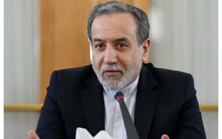 عراقچی: در کنار نیروهای مسلح، متعهد به دفاع از حقوق ملت هستیم