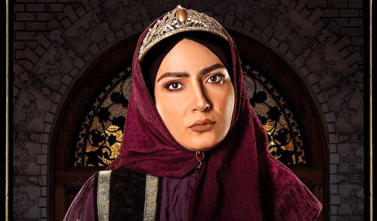 عکس بامزه گلین خاتون سریال جیران در باغ همایونی؛ سوگلی بود چی کار میکرد