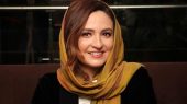 ظاهر جذاب گلاره عباسی در یک نشست کتابخوانی؛ خانم بازیگر چقدر زیبا شده