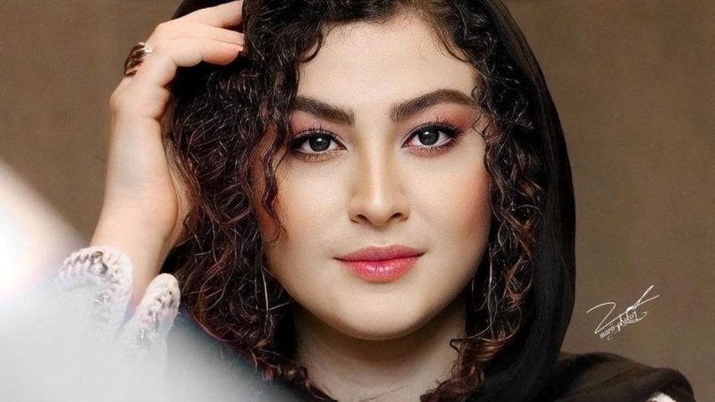 ویدیو تمرین کردن مریم مومن