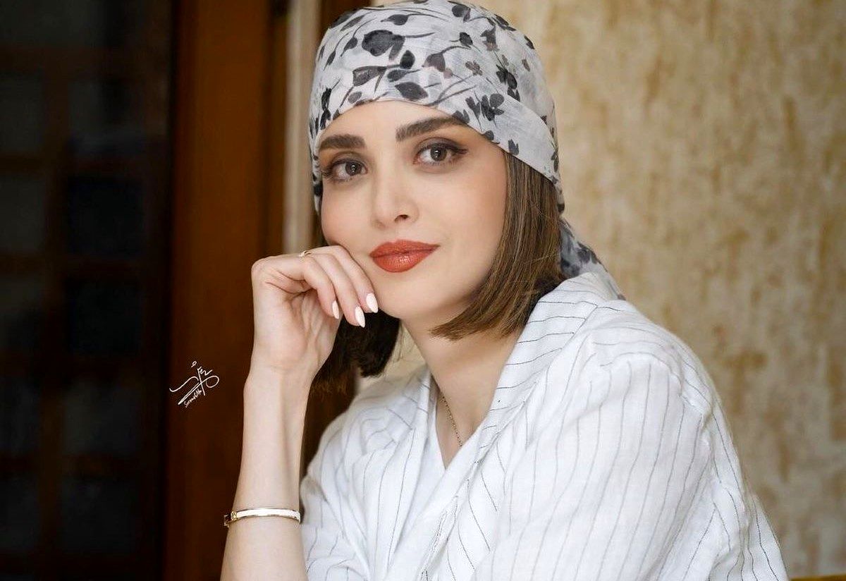 عکس جنجالی بهنوش طباطبایی روی صحنه؛ نمایشی که همه را شوکه کرد