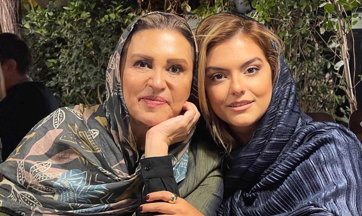 بیوگرافی دنیا مدنی دختر رویا تیموریان