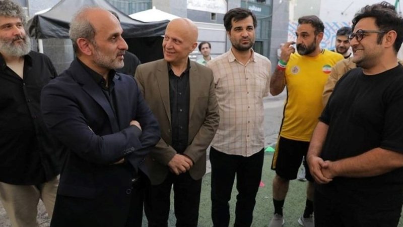 دیدار رئیس صدا و سیما با اکبر عبدی و عوامل سریال سبزواران + عکس