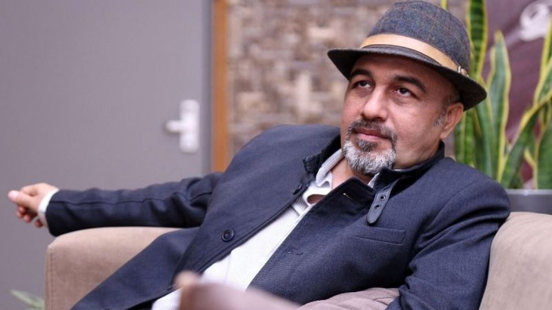 دعا کردن رضا عطاران؛ لحظه‌ای که بغض و لبخند همزمان توی دلت می‌ترکه + ویدیو