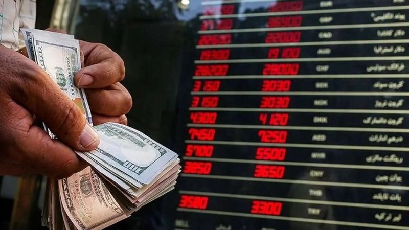 قیمت دلار ۲۳ مرداد؛ دلار وارد کانال ۹۳ هزار تومانی شد  + جدول
