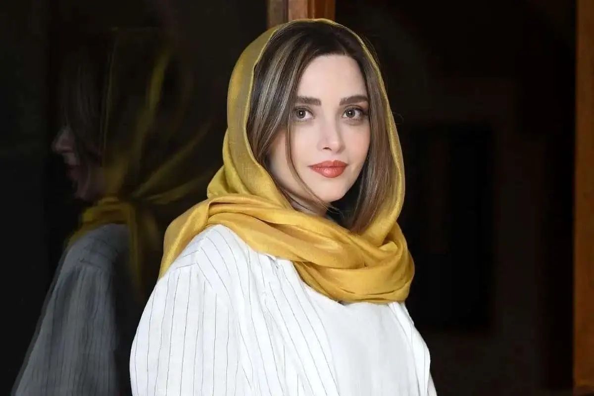 سفر در زمان / بهنوش طباطبایی در ۶ سالگی؛ تصویری از کودکی در یک جشن به‌یادماندنی