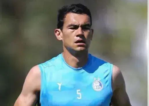 بازگشت آشورماتوف به استقلال بعد از کافا