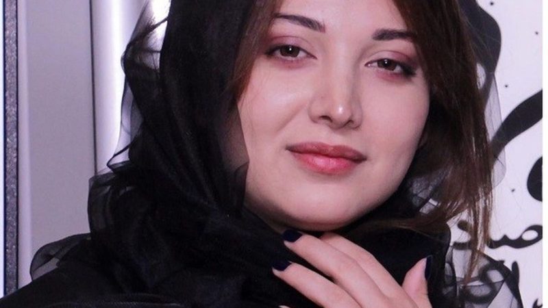 استایل بسیار خنک و شاد روشنک گرامی/ دلبری با شلوار بگ و گل من گلیِ تابستانه😁