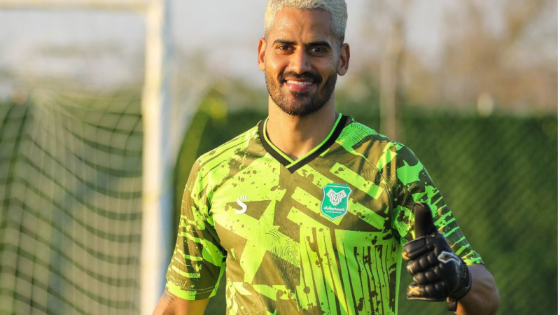 دروازه‌بان برزیلی شاگرد خطیبی می‌شود