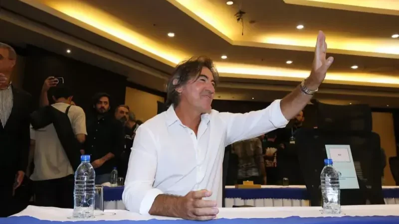 ساپینتو را مثل آن دو مربی ببخشید!