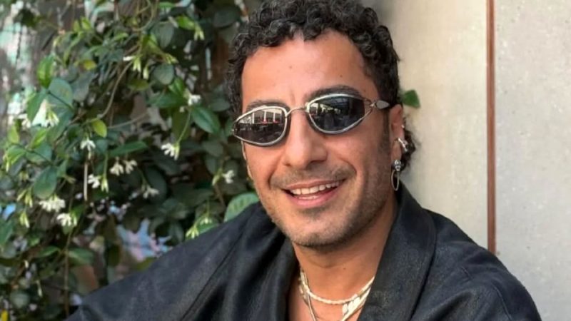 اعتراض نوید محمدزاده به اخراج افغانستانی‌ها از ایران + عکس