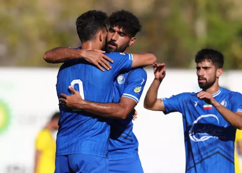 جای پای سامان فلاح در استقلال سفت شد!