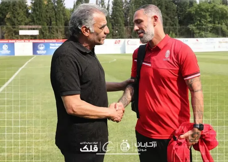 اشکان دژاگه نزدیک به استقلال