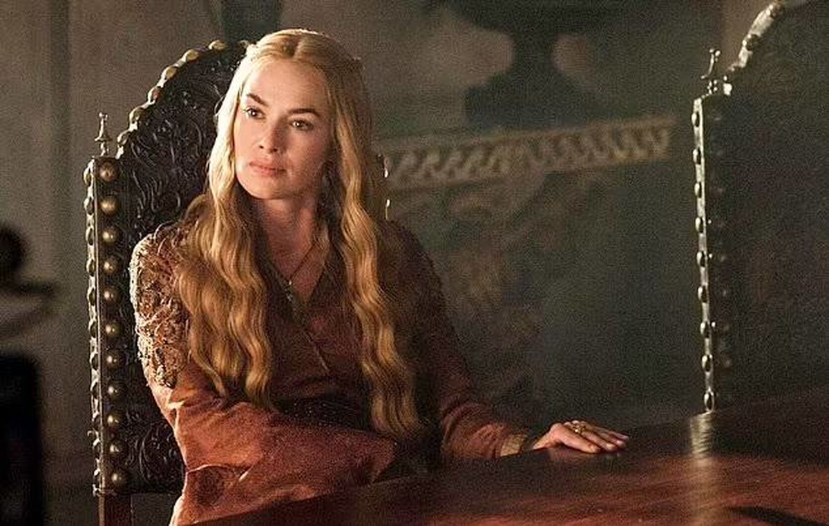 سفر در زمان؛ «سرسی لنیستر» سریال «گیم آف ترونز» در ۲۲ سالگی؛ سال ۱۳۷۳ + عکس