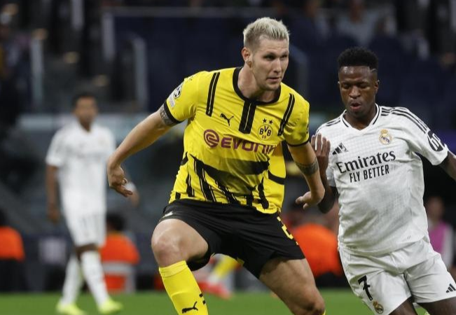 ستاره دورتموند 3 ماه خانه‌نشین شد