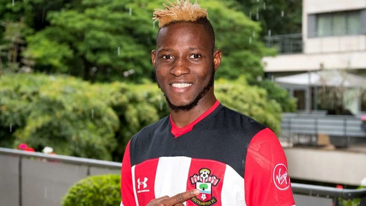 توافق شبانه استقلال با موسی جنپو