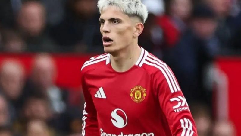 ادامه چالش میان منچستریونایتد و چلسی بر سر انتقال گارناچو