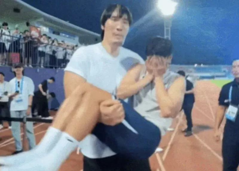 غول ۲۱۸ سانتی‌متری تاتنهام را غافلگیر کرد!