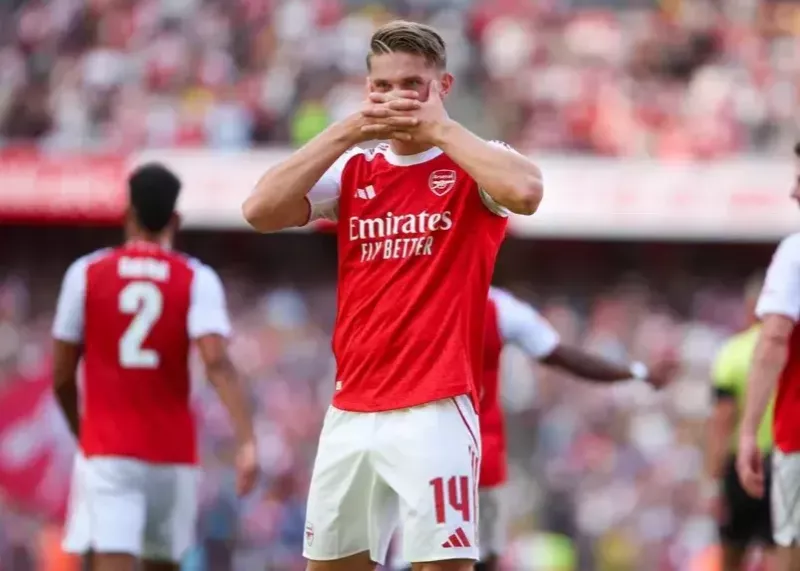 یک قاتل مثل آنری می‌خواستم و او را خریدیم