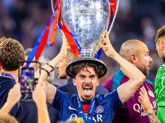 فصل من رویایی بود ولی توپ طلا نمی‌برم