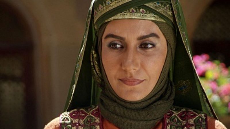 روایت بسیار شنیدنی فریبا کوثری بازیگر نقش همسر مختار از اولین سفرش به کربلا+فیلم