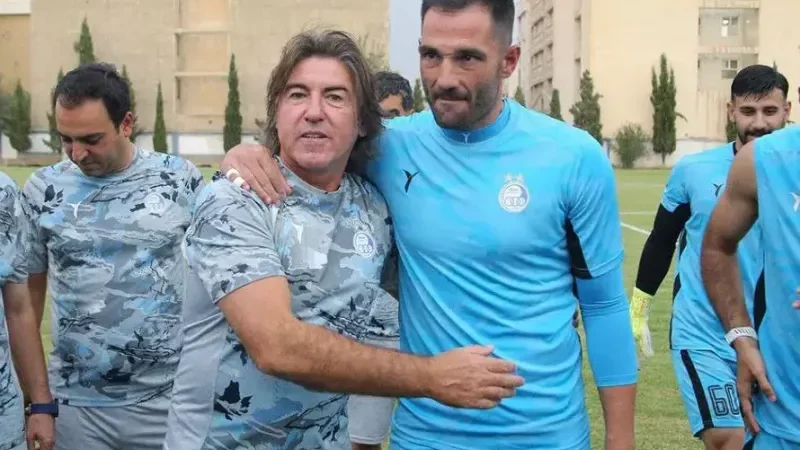 مخالفت ساپینتو با درخواست گلر اسپانیایی استقلال