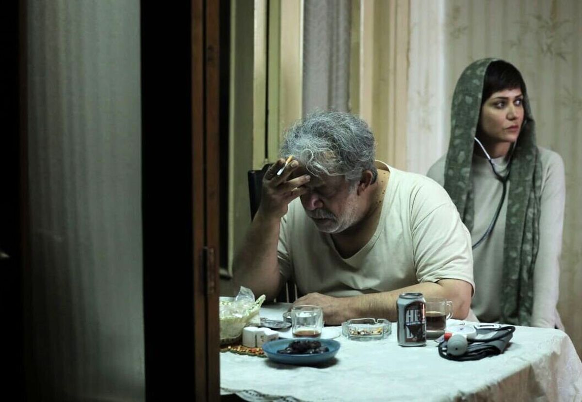 ۵ ماه پله‌های وزارت ارشاد دولت قبل را بالا و پایین کردیم و آخر گفتند، نه! | ناگفته های تهیه کننده «زن و بچه»