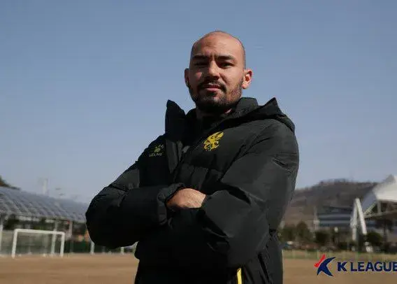 هیولای کره جنوبی تغییر تابعیت می‌دهد!