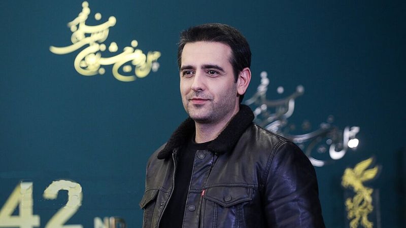 استایل مشکی امیر حسین آرمان با ژست متفاوت