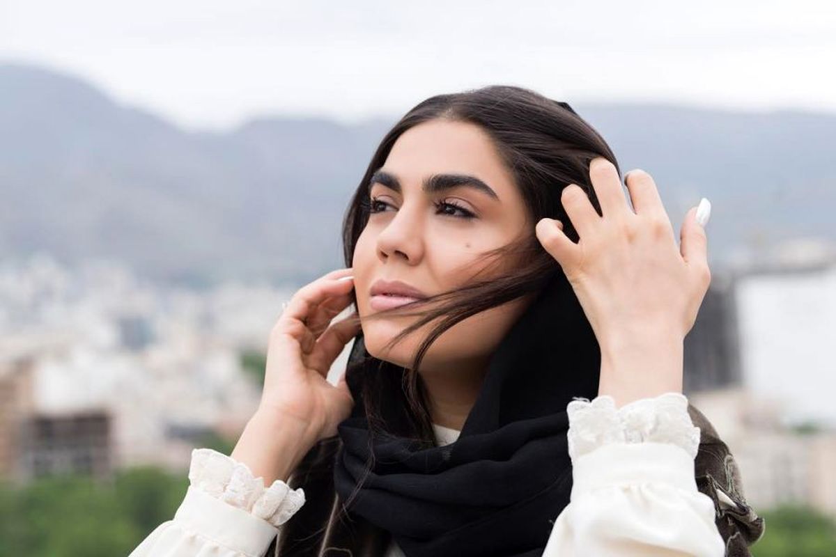 تولد لاکچری آزاده زارعی در ساحل