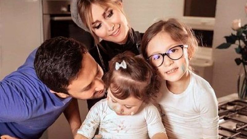 خداحافظی شاهرخ استخری با سینما و ورودش به بلاگری (ویدئو)