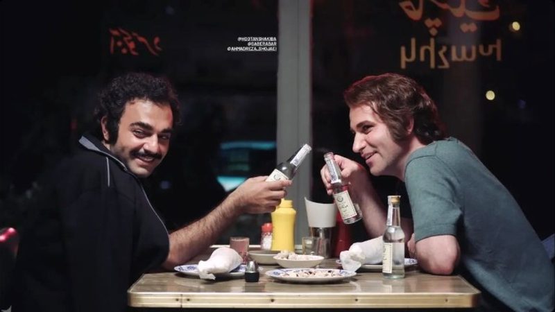 هوتن شکیبا، صابر ابر و مجید یوسفی در یک قاب پشت صحنه تاسیان