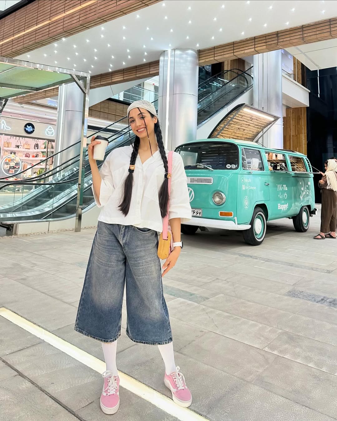 بیوگرافی و عکس‌های خصوصی مرجان سلحشوری تکواندوکار تیم‌ملی