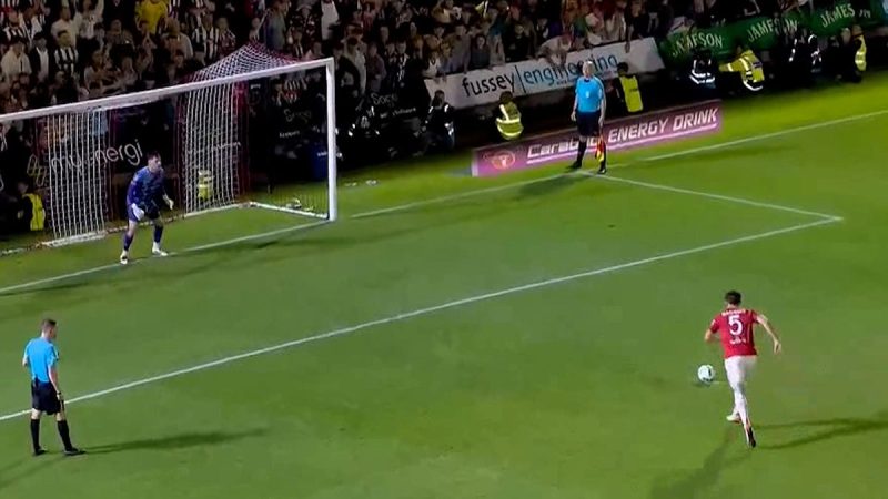 ضربات پنالتی گریمسبی مقابل منچستریونایتد