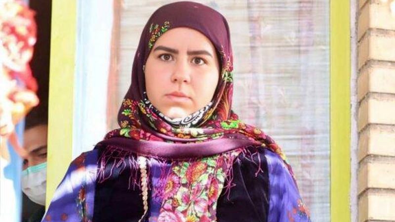 استایل تابستانی روناک سریال نون خ؛ صهبا شرافتی توجه‌ها را جلب کرد