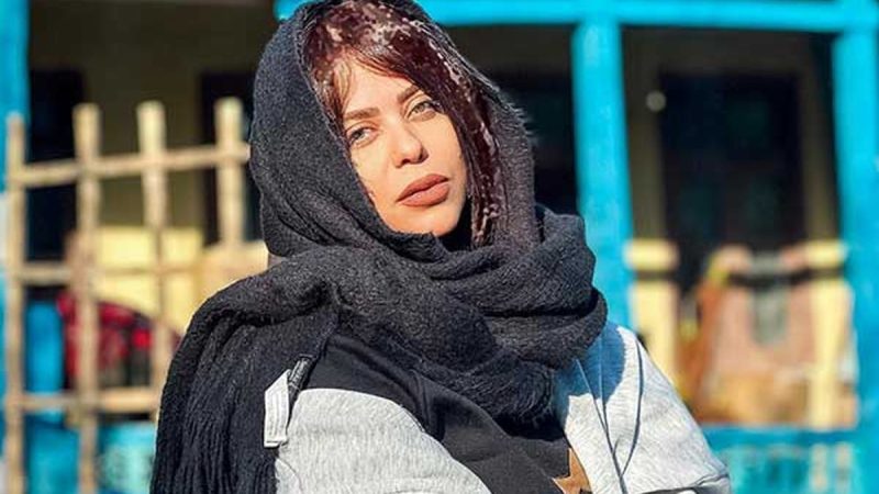 الهام اخوان با همراه کوچولو؛ سلفی دل‌نشین بازیگر سریال دودکش